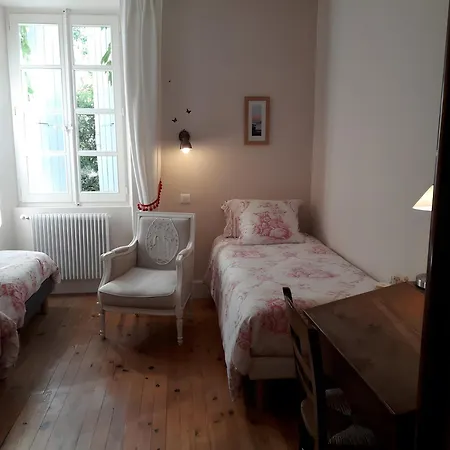 Frühstückspension D'hotes Les Peris Chateaudouble (Drome)