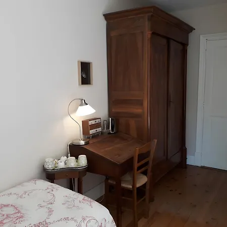 D'hotes Les Peris Chateaudouble (Drome)